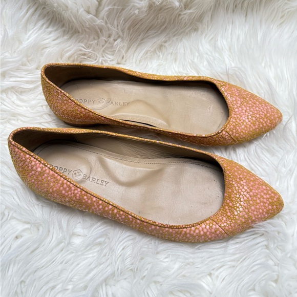 Poppy Barley Women's Orange and Pink Flats - Picture 3 of 6